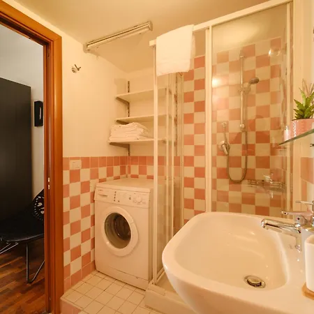 Torlonia 199 - بيت ضيافة