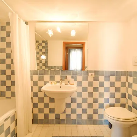 Torlonia 199 - روما