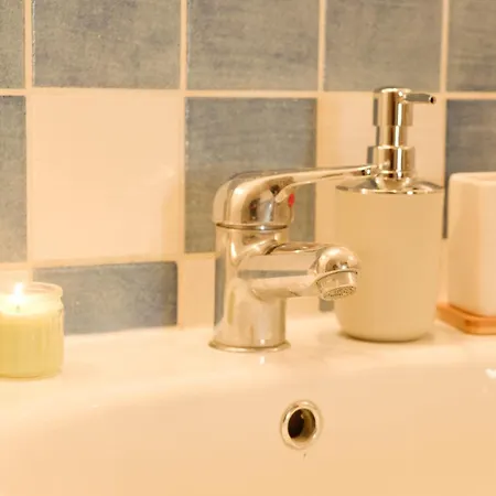 Torlonia 199 - بيت ضيافة